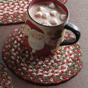 Country Primitive Farmhouse Christmas Holly Berry Braided Trivet 8" Round